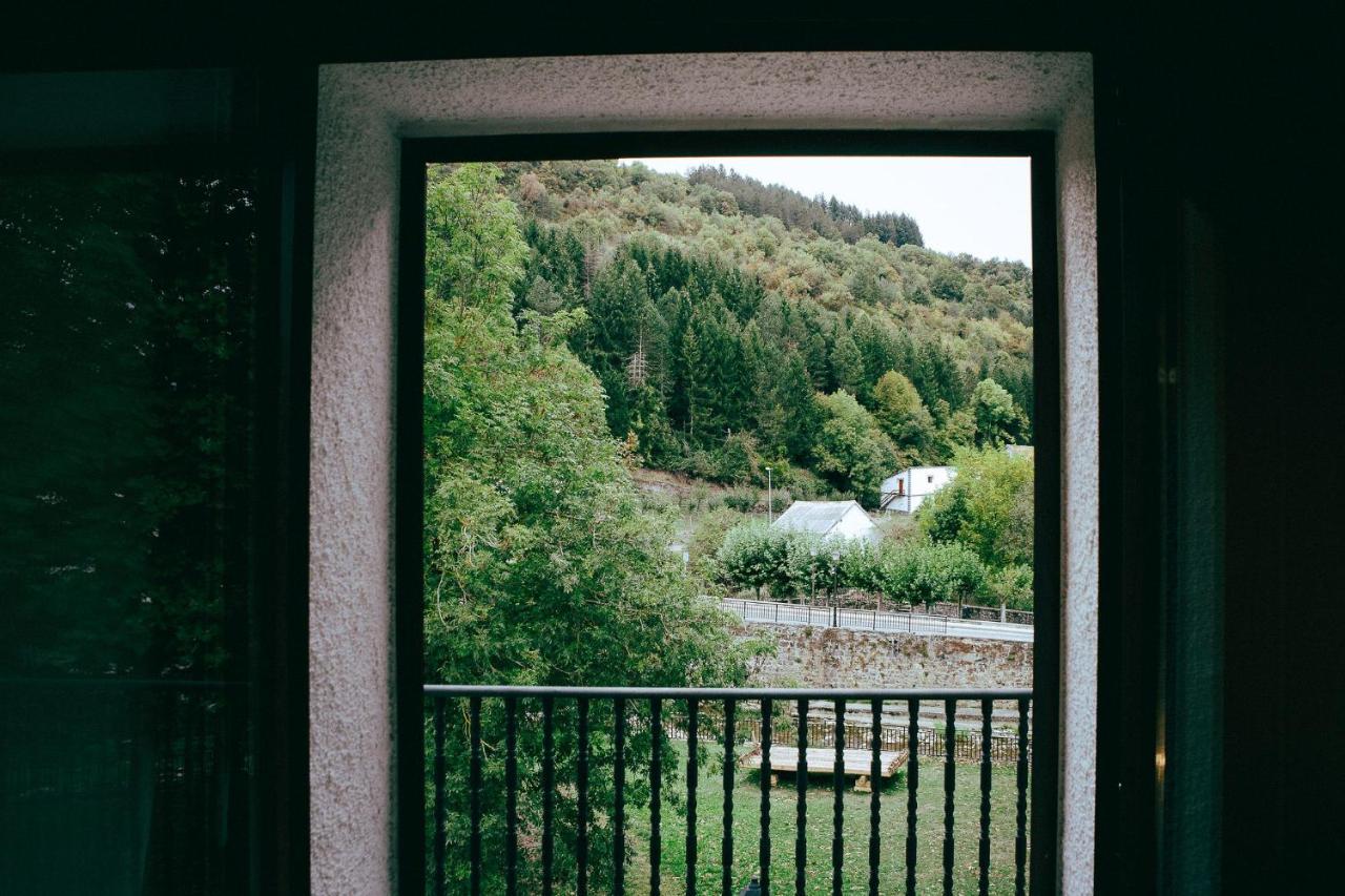 Hostal Iratibizkar Ochagavía Esterno foto